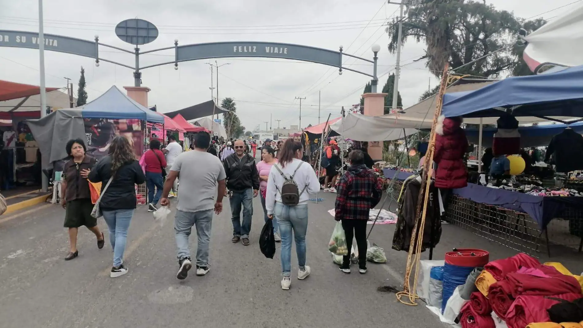 TIANGUIS TRESS